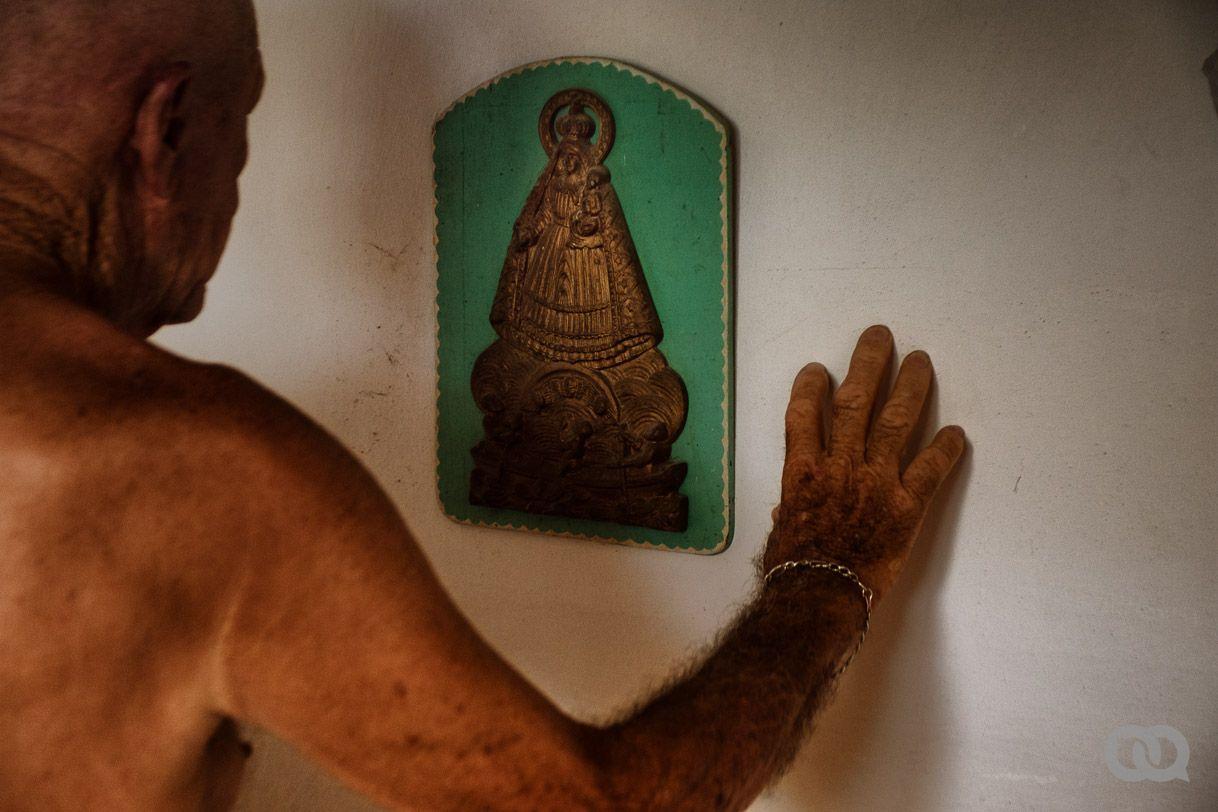 virgen pared persoana