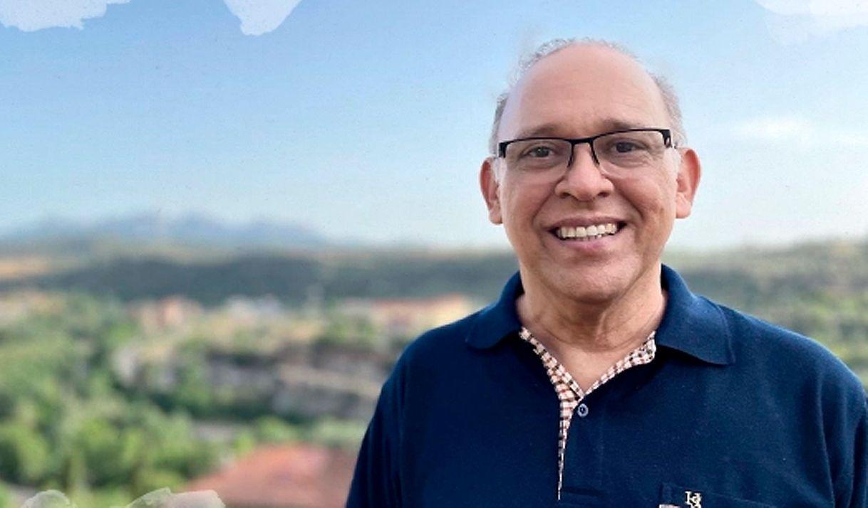 hombre David Pantaleoón jesuita