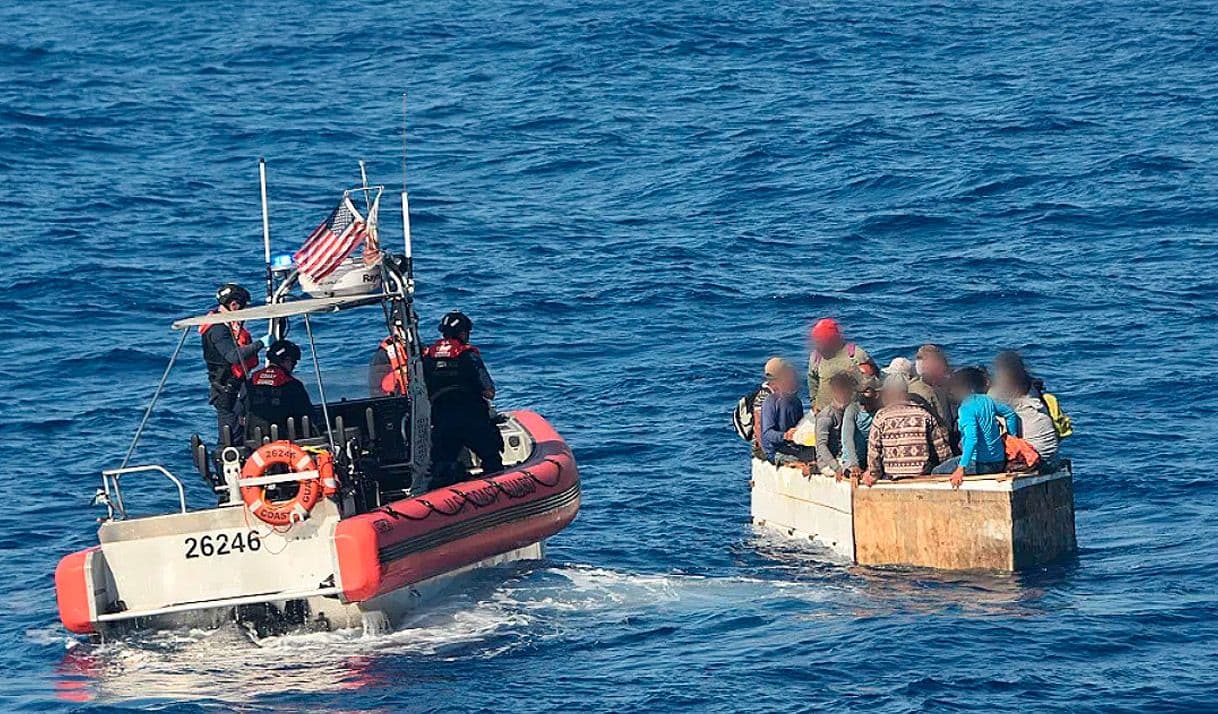 Balseros cubanos Drama y desesperación en el estrecho de la Florida