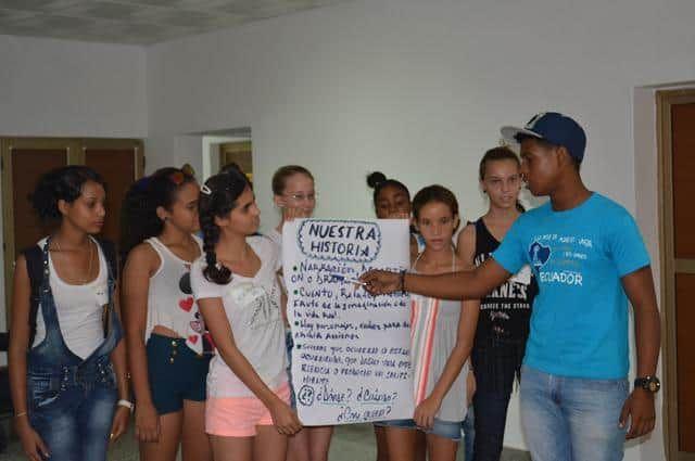 grupo-jovenes-cubanos.jpg
