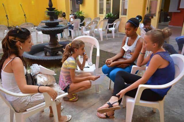 nina-cubana-grupo-clases.jpg