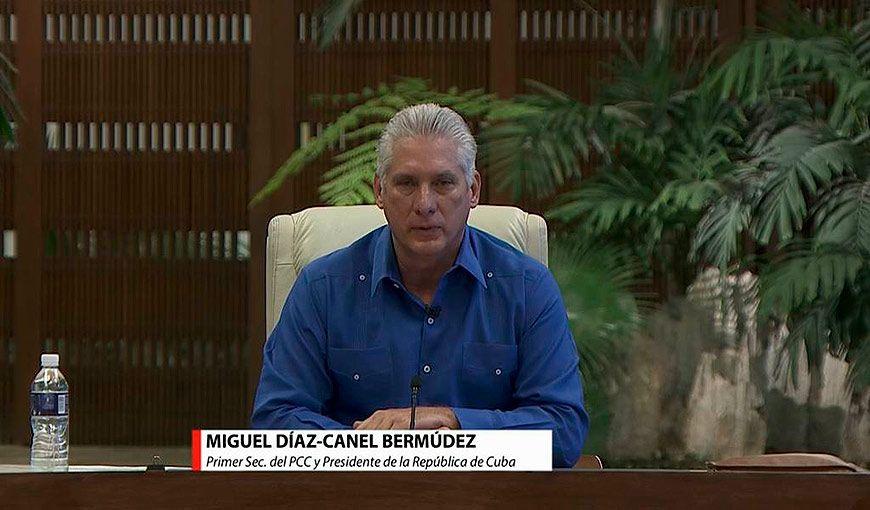 ¿Cometen desacato quienes insultan al presidente cubano en el espacio público?
