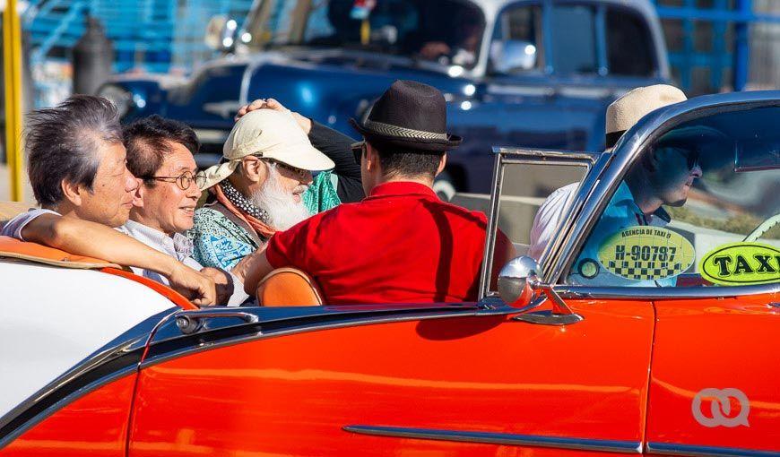 guías de turismo en Cuba se articulan para que legalicen esta actividad como un trabajo independiente al Estado cubano