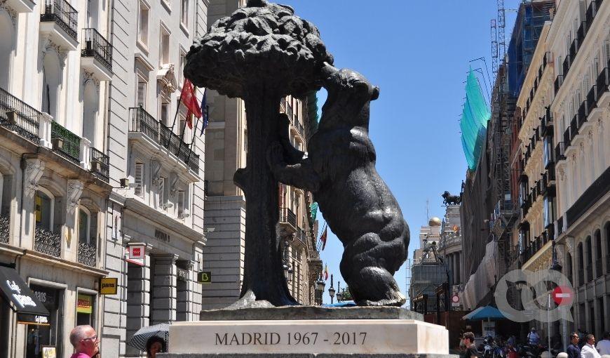Madrid, España. El oso y el madroño, arraigo familiar para cubanos