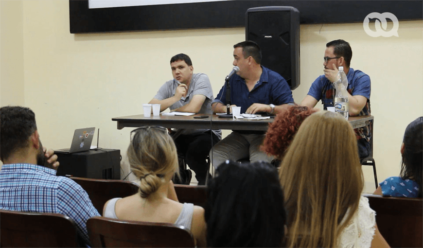 Los juristas Julio Fernández Estrada, Raudiel Peña Barrios y Eloy Viera Cañive, compartieron datos y análisis sobre el proyecto de constitución