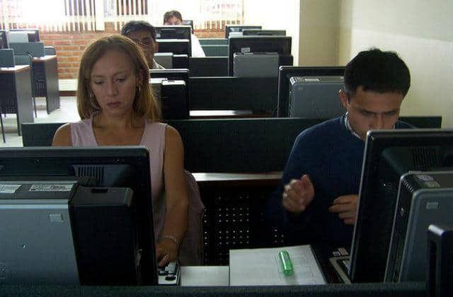 Informáticos cubanos en estampida