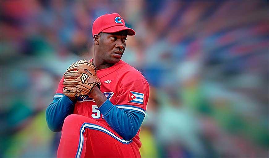 José Ariel Contreras, beisbolista cubano. Foto: Getty Images.