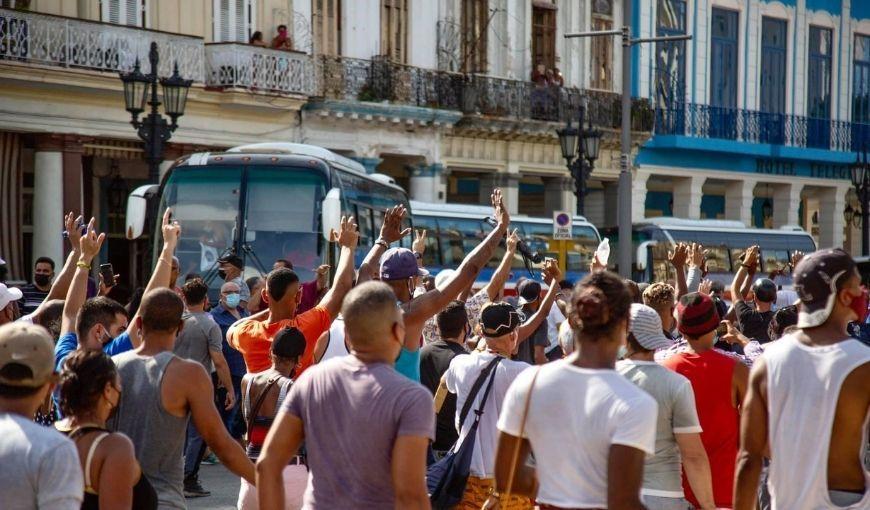 Protestas en La Habana el 11 de julio de 2021. Foto: Marcos Evora.