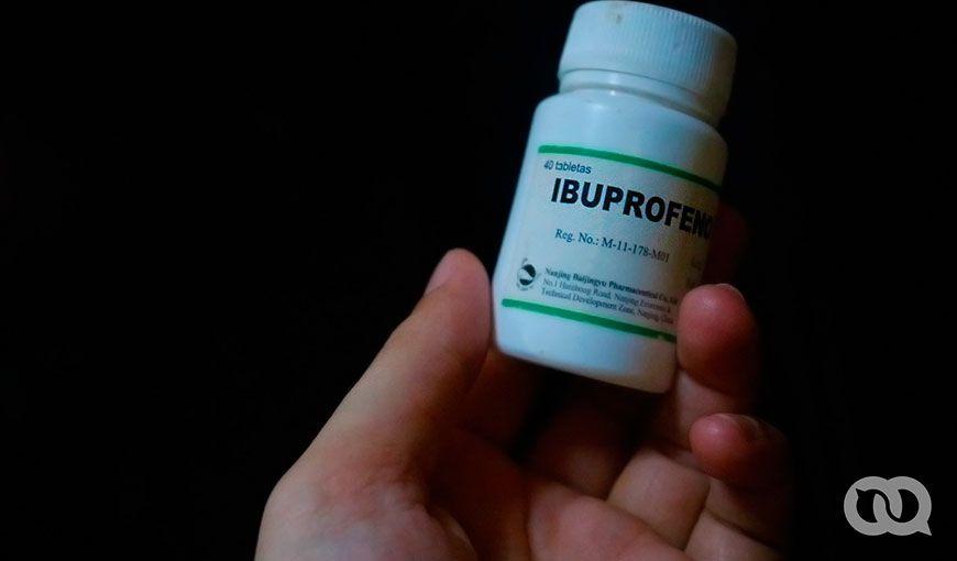Los estudios científicos no son concluyentes en cuanto al uso de ibuprofeno en el tratamiento de la COVID-19. La recomendación es consultar a un médico antes de ingerirlo. Foto: Enrique Torres.