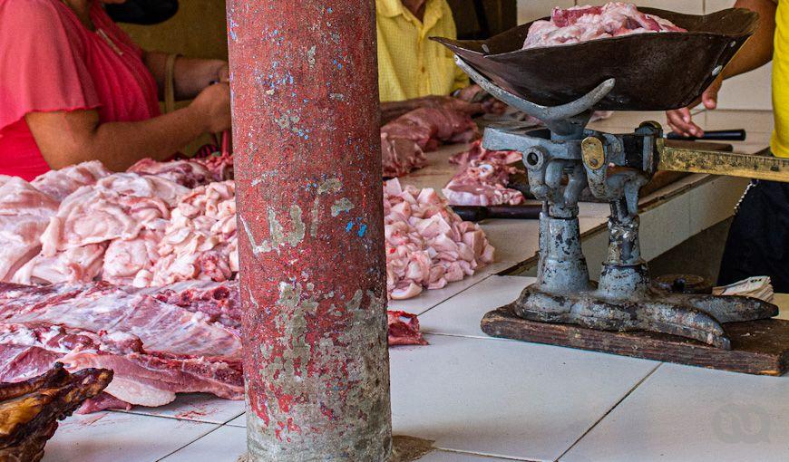 La libra de carne de cerdo en Cuba llegó a los 200 CUP a finales de 2021 / Foto: Sadiel Mederos