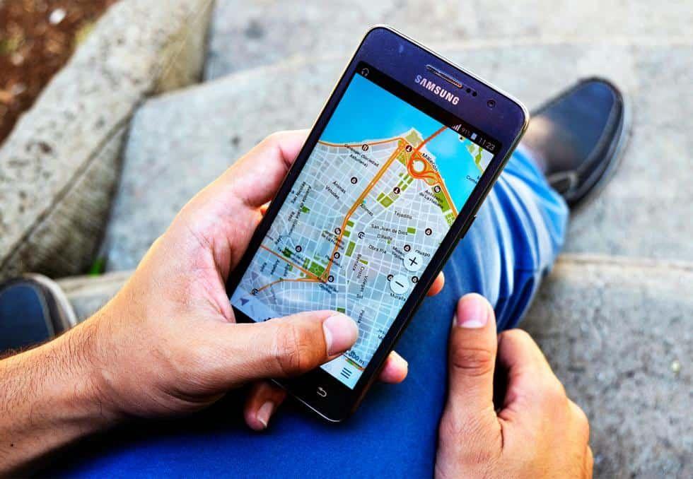 App-Metro-Mapa-de-la-Habana-celular-con-aplicacion-de-mapas-1.jpg