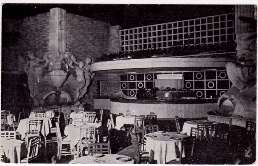 Cabaret Montmatre (Antes de convertirse en Restaurante Moscú).jpg
