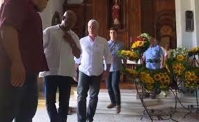 Díaz Canel visita el santuario del Cobre. Fotograma de la Televisión Cubana