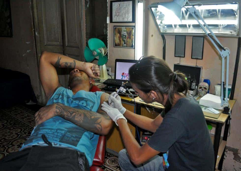 Leodanys-Castellón-tatuador-trovador4.jpg