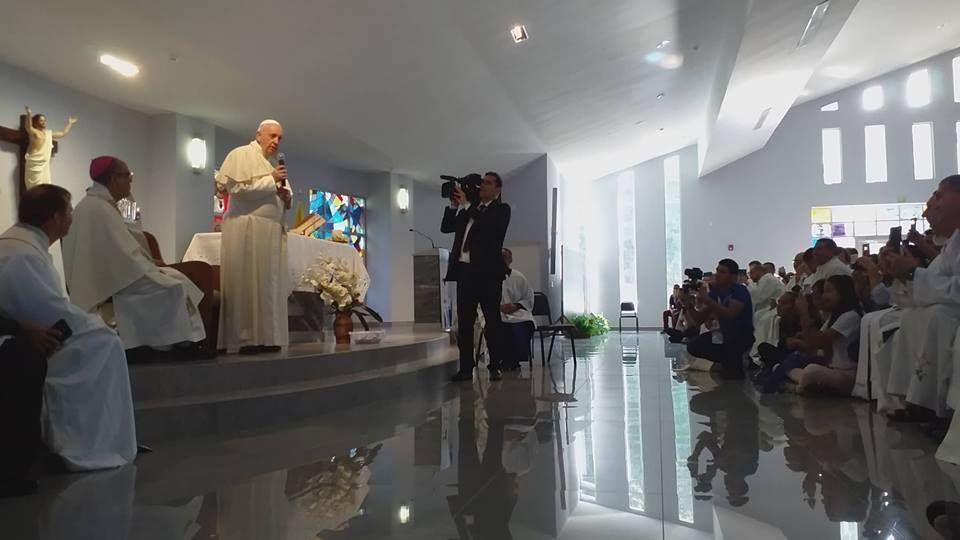 Intercambio del Papa Francisco con los cubanos en la mañana del 25 de enero de 2019 en el Colegio Las Esclavas, Ciudad Panamá. Foto: Manuel Alejandro Rodríguez
