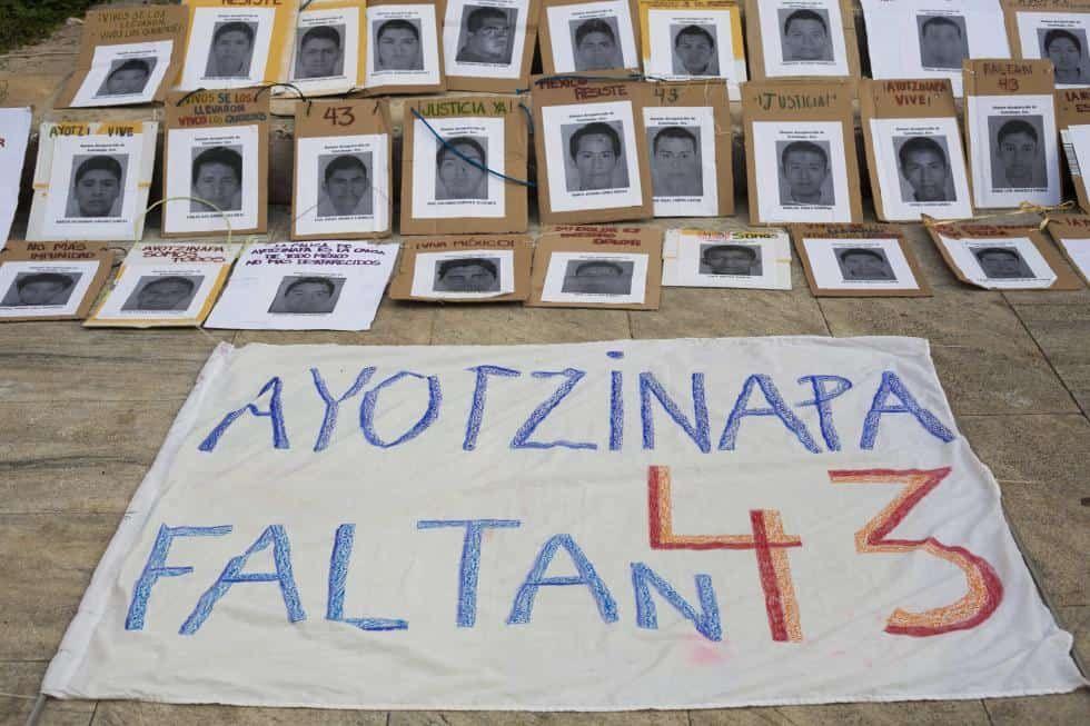 ayotzinapa-en-Cuba-solidaridad-jovenes-faltan-43.jpg