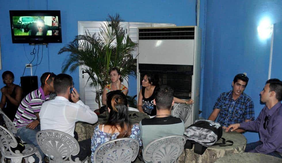 cibercafe-bohemio-cibercafe-en-Cuba-cibercafe-en-Universidad-cibercafe-privado.jpg