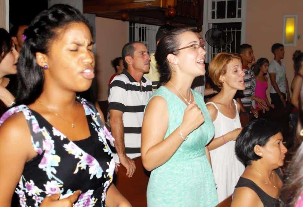 religiosos-cubanos.jpg